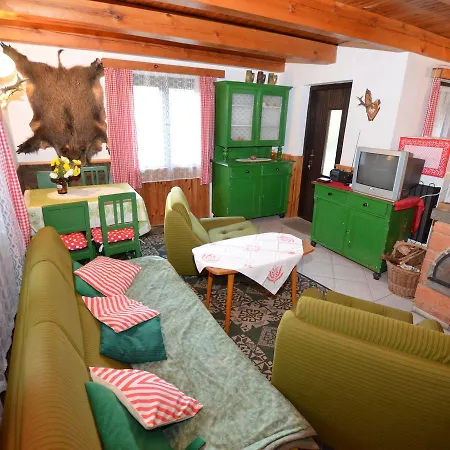 Horská chata Comfortable Apartment With Private Terrace, 150 M From The Beach And The Lake Lipno Černá v Pošumaví