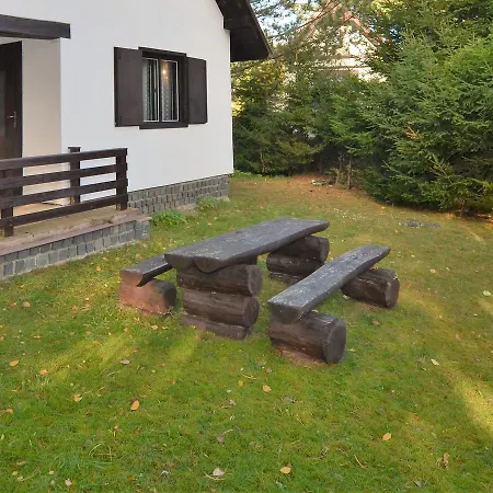 Comfortable Apartment With Private Terrace, 150 M From The Beach And The Lake Lipno Horská chata Černá v Pošumaví