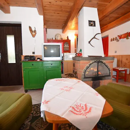 Comfortable Apartment With Private Terrace, 150 M From The Beach And The Lake Lipno