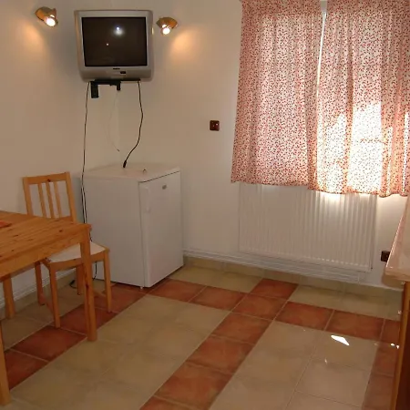 Comfortable Apartment With Private Terrace, 150 M From The Beach And The Lake Lipno * Černá v Pošumaví